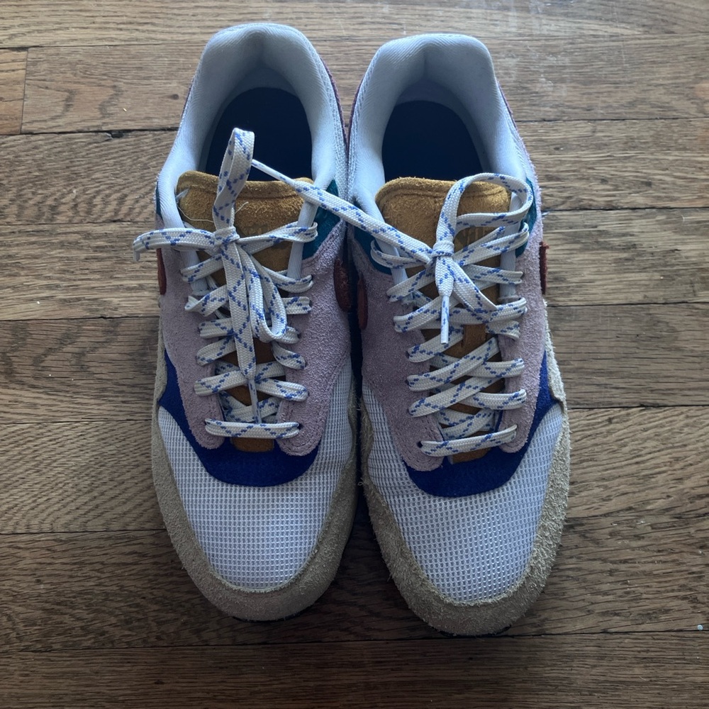 Nike Tan Lines Air Max - Picture 2 of 5